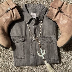 Chico’s Stonewashed Gray Button-down Shirt, Women Size 0